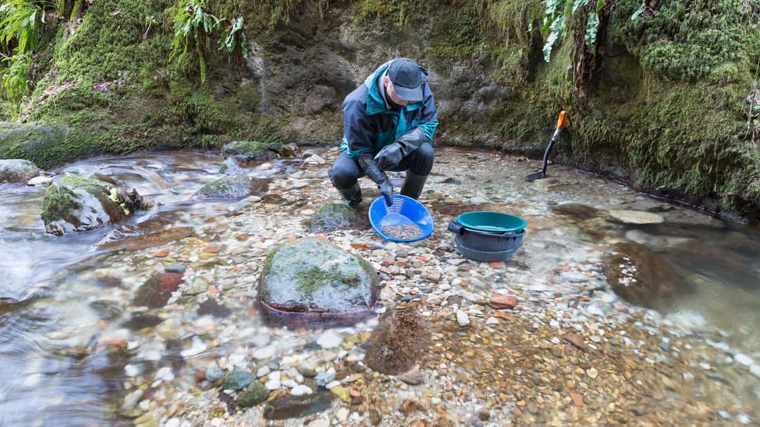 Unearth Your Own Treasures: Crystal and Mineral Digging Sites Across the United States